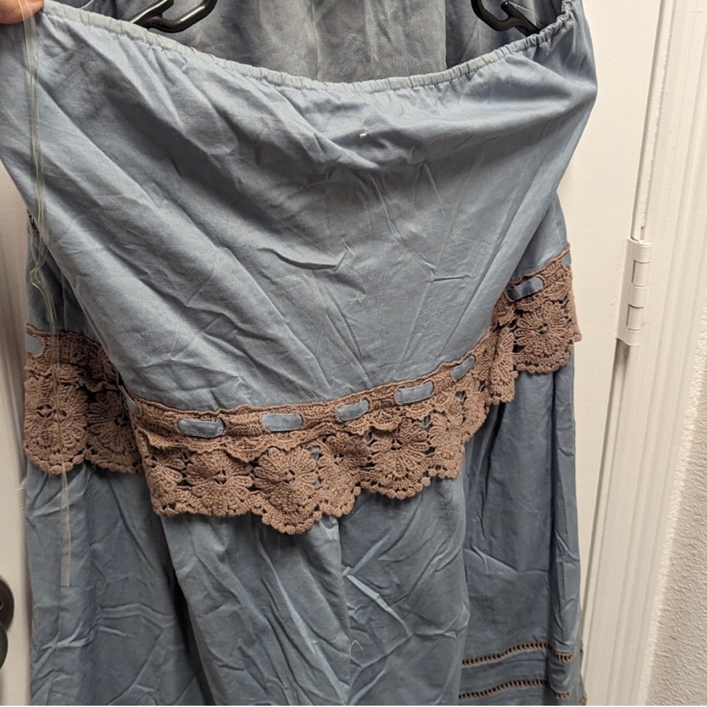 YRU Blue and Brown Backless Dress - Picture 4 of 8